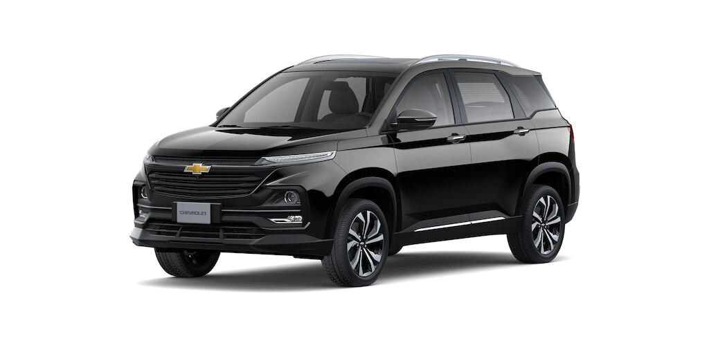 Chevrolet Captiva 2024, mejor camioneta SUV familar en color negro