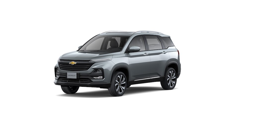 Nueva SUV Chevrolet Captiva 2025, tu camioneta familiar favorita en color acero metálico